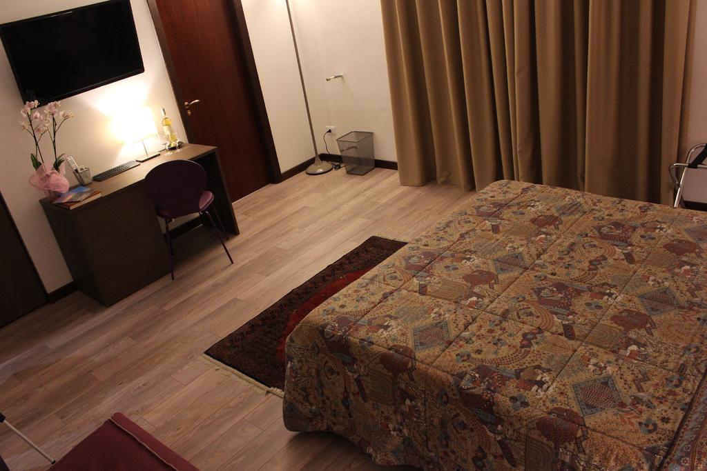 B&B Casa Grant Palermo Bilik gambar